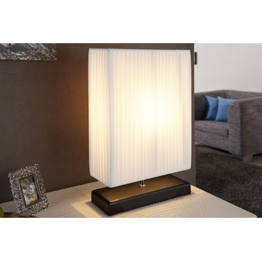 Designová stolní lampa